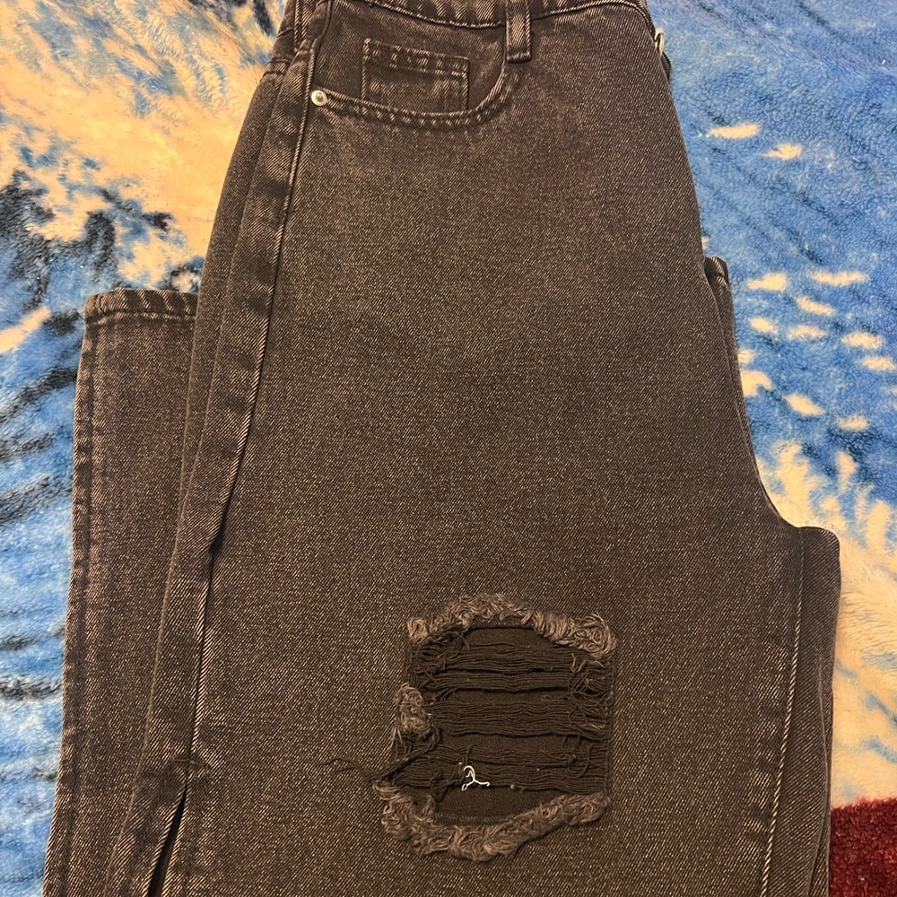 Jeans with a split up the side leg